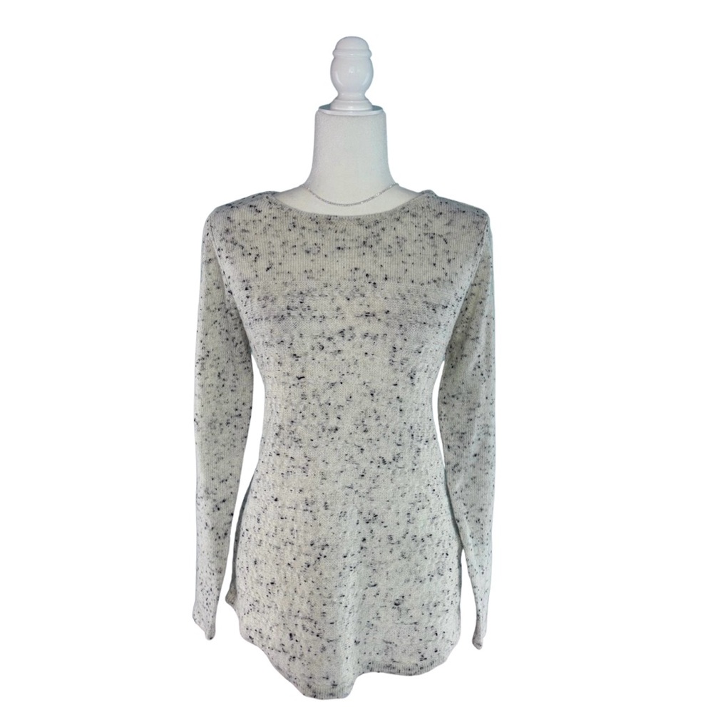 Croft & Barrow Grey, Black, & White Speckled Long Sleeve Knit Sweater Size M